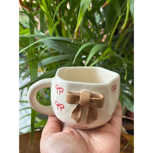 Ins Style Hand Painted Tulip Ceramic <b>Cup</b> <b>and</b> <b>Saucer</b> Set Vintage Floral Coffee Mug With Green Wavy Ruffle Plate for Cafe Home - Product Image 6