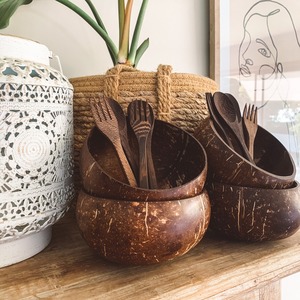 Bol en Coque de Noix de Coco Écologique Fait Main à Prix Imbattable, Vaisselle de Luxe pour Hôtels, Resorts, Spas et Buffets, Style Rustique Naturel 13-16cm - Product Image 3