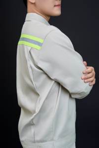 ชุดยูนิฟอร์มทำงานแบบมองเห็นได้ชัดเจนสำหรับผู้ชาย แขนยาว ผ้า TC |   ทนทาน สวมใส่สบาย ระบายอากาศได้ดี ป้องกันรอยยับ ทนต่อการฉีกขาด - Product Image 6