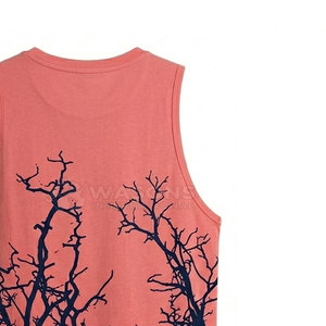 Camisetas sin mangas ligeras para hombre, diseñadas para un estilo de vida fitness, con ajuste cómodo y soporte para un rendimiento activo. - Product Image 6