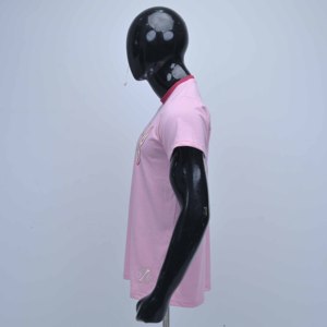 เสื้อยืดแขนสั้นผู้ชายสีชมพูคุณภาพสูงขายส่ง พร้อมขอบตัดสีและลายพิมพ์ตัวอักษร เสื้อเจอร์ซีย์ลำลอง คอกลม ทรงปกติ - Product Image 2