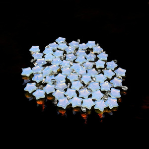 Collier pendentif pentagramme étoile sculptée en cristal de pierre naturelle avec quartz rose et pierre précieuse d'agate pour Halloween - Product Image 2