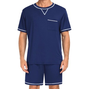 Conjunto Deportivo para Hombre, Camiseta de Manga Corta y Pantalones Cortos, Color Verde Oliva, Transpirable, Ligero, 100% Poliéster, con Bolsillos Laterales, Estilo Casual - Product Image 4