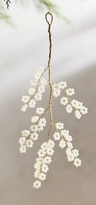 กิ่งประดับต้นคริสต์มาสทรงลูกเบอร์รี่สีขาวมุก - Product Image 2