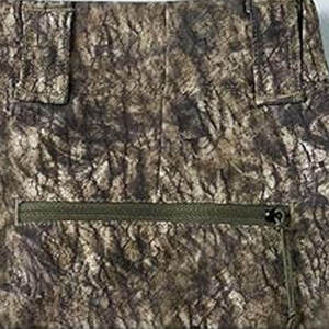 กางเกงขายาวผู้ชายสำหรับล่าสัตว์ในฤดูหนาว น้ำหนักเบา ระบายอากาศได้ดี กันน้ำ กันลม ผลิตจากโพลีเอสเตอร์ ทรงตรง ปิดด้วยกระดุม แบบลำลอง รับผลิตตามแบบ OEM - Product Image 2