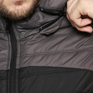 Chaqueta de Invierno Acolchada Reversible, Cortavientos y Transpirable, Estilo Urbano con Logotipo Frontal - Product Image 5