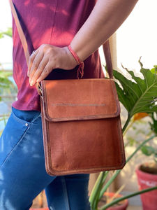 Sac à main élégant en cuir de chèvre pour femme, sacoche à bandoulière, Vintage, fait-main, nouveau modèle, 9x11 pouces - Product Image 2