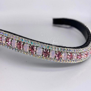 Producto de caballo ecuestre Cadena de cristal de diamante negro y ligero de 5 filas Banda de cejas de caballo de cuero negro en tamaños de mazorca completa - Product Image 6