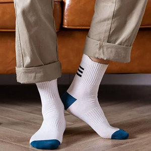 Chaussettes de sport respirantes unisexes de haute performance, antidérapantes, personnalisées, pour la course à pied, le football, les hommes - Product Image 3