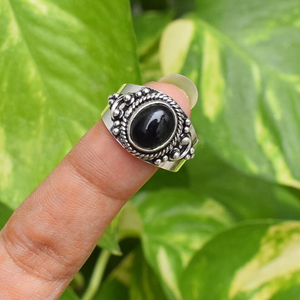 Bague en argent sterling 925 avec pierre précieuse onyx noir, bijou artisanal pour elle, pour un anniversaire - Product Image 4