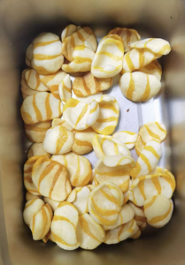 Galletas de Camarón con Sabor a Salmón, Semielaboradas, con Polvo para Hornear, en Forma de Pellets, 10 kg, Caja, Fabricante OEM, Marca Xi Yingying - Product Image 4