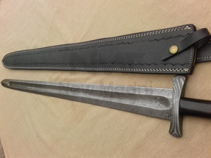 DAMASCO HECHO A MANO CUERNO NEGRO MANGO VIKING SWORD 2017 - Product Image 3