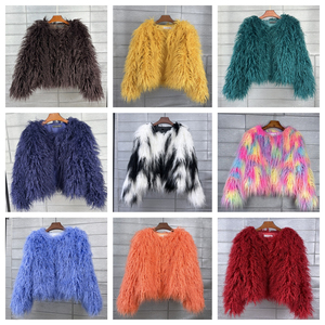 Chaqueta de Piel Sintética para Mujer, Negra y Blanca, de Pelo Largo, Gruesa y Peluda, sin Cuello, Abierta por Delante, Corta, para Invierno - Product Image 4