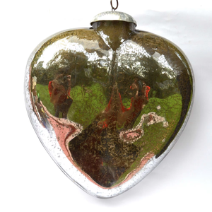 Luxury Heart Shaped Mercury Glass Hanging <b>Ornament</b> | Modern Eco-Friendly Non-Toxic Christmas Tree Pendant Festive Home Decor - Product Image 2
