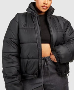 Chaqueta Corta Acolchada de Invierno para Mujer, Negra, de Alta Calidad, Personalizada, Estilo Camuflaje - Product Image 6