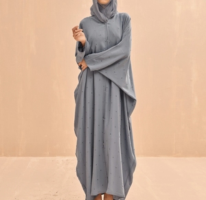 Abaya Tradicional Islámica Negra para Mujer, Estilo Saudí, de Poliéster Transpirable, Largo hasta el Tobillo, para Primavera, Venta al Por Mayor en Dubái - Product Image 2