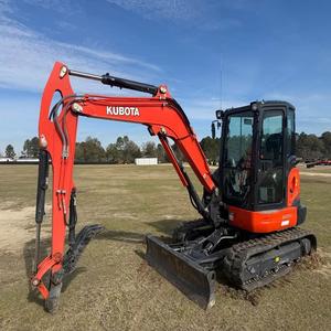 Mini-excavatrice sur chenilles Kubota KX057-4, machine hydraulique durable, compacte et fiable pour les travaux publics. - Product Image 1