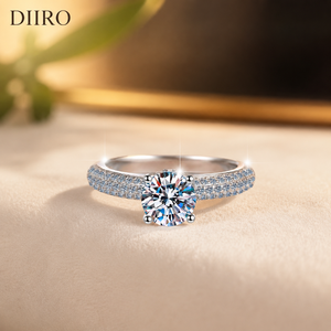 Anillo de Boda de Plata de Ley 925 con Halo Oculto, Anillo de Compromiso Hecho a Mano con Diamante de Corte Redondo, Joyería de Banda de Tres Hileras de Moissanita - Product Image 1