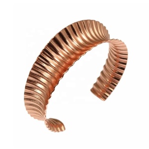 Nueva llegada Texturize Copper Cuff Bracelet Pulsera de cobre hecha a mano Pure Solid Copper Cuff Bangle en precio al por mayor - Product Image 4