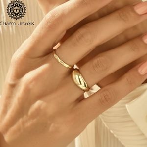 Anillo de compromiso y boda clásico minimalista de moissanita chapado en oro amarillo Charm Jewels, unisex, para uso diario - Product Image 3