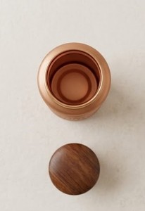 ขวดน้ำทองแดงลายตอก ฝาไม้ - Product Image 3