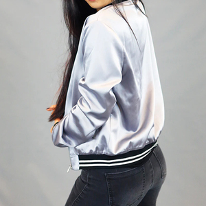 Blouson bomber oversize streetwear pour femme, veste décontractée à fermeture éclair, broderie personnalisée, fabricant OEM en gros - Product Image 4