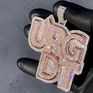 จี้เพชรโมอิสซาไนต์แท้ 3 กะรัต สำหรับผู้ชาย ดีไซน์ทรงแหลม ชุบทองคำขาว 14K เหมาะสำหรับงานปาร์ตี้ พร้อมจี้เพชรเสริม - Product Image 2