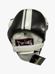Fournisseur d'usine mondial : Twins Focus Pad d'entraînement en cuir véritable, sur mesure, design incurvé, pour la boxe et le punching. - Product Image 4