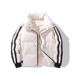 Doudoune matelassée pour femme, nouvelle collection hiver, design tendance, personnalisable avec logo, fermeture éclair, fourrure, imperméable, garnissage en duvet de canard, capuche amovible, 2026 - Product Image 3