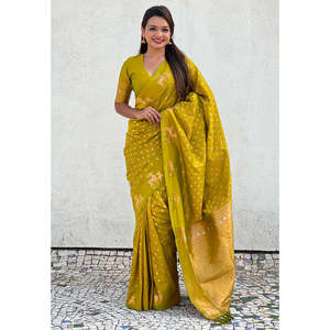 Elite Weaves Dual Zari Woven Green Soft <b>Silk</b> Saree with Deer Border Mehendi Styled <b>Silk</b> <b>Shawl</b> - Product Image 4