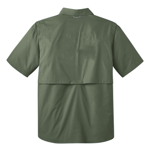 เสื้อเชิ้ตตกปลาแขนสั้นผู้ชาย สีเขียวมะกอกล้วน ติดกระดุม UPF 50 ป้องกันรังสียูวี สำหรับกิจกรรมกลางแจ้ง - Product Image 2