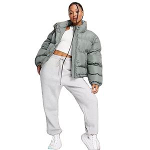 Parkas d'hiver pour hommes respirants et durables en toile matelassée, col montant, logo frontal, finition de qualité, vente en gros - Product Image 2