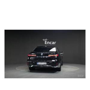 BMW Série 7 740i XDrive M Sport Modèle 2024/11 avec 54 669 km Volant à Gauche Boîte de Vitesses Automatique - Product Image 4