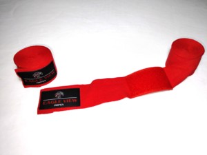 ผ้าพันมือสำหรับกีฬา Eagle View RED ขนาด 4 เมตร x 5 ซม. ระบายอากาศได้ดี ทนทาน ผลิตจากผ้าฝ้ายผสมไนลอน สำหรับชกมวย คิกบ็อกซิ่ง มวยไทย - Product Image 2