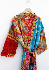 Nueva llegada indio hecho a mano viejo Kantha edredón Kimono chaqueta clásica Kimono largo con cinturón y chaqueta de cuello grande para mujer - Product Image 6