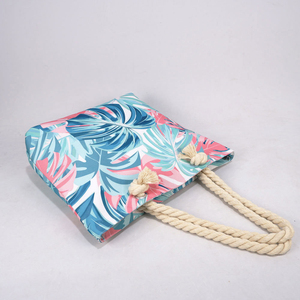 Bolso Tote Moderno 2026 con Textura Elegante y Asas Cómodas para Uso Diario - Product Image 6