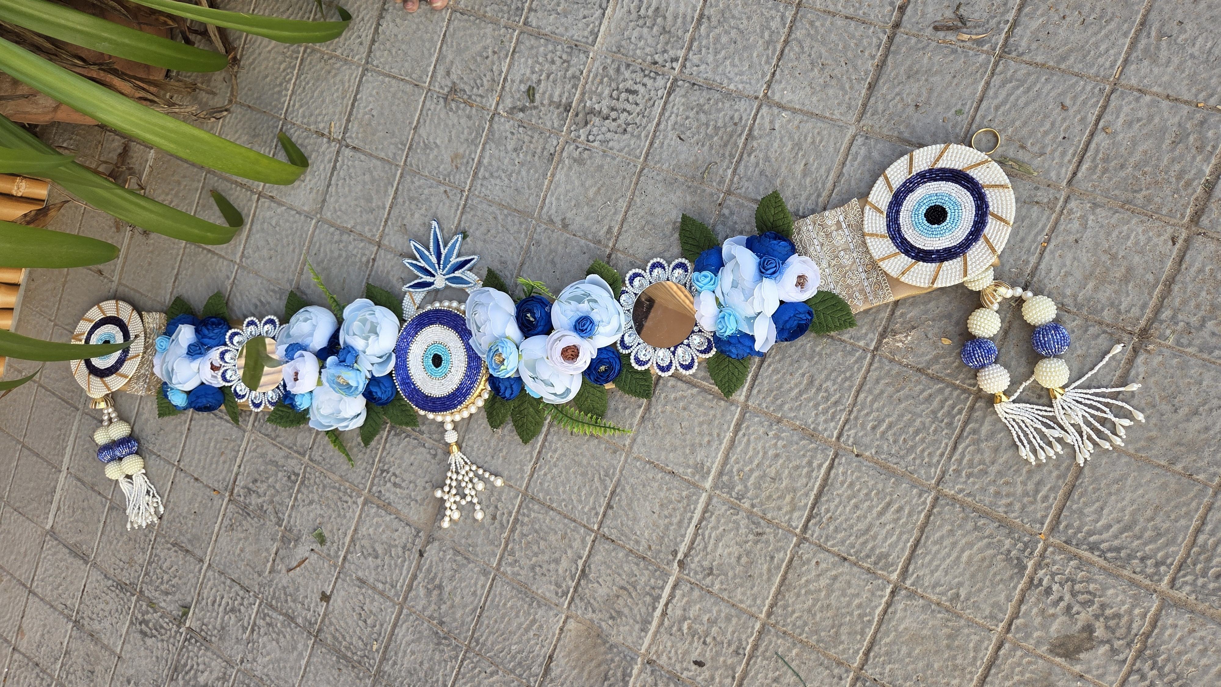 เช่นเดียวกับภาพ