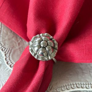 Shiny Aluminum Napkin Rings Featuring Decorative Design For Home Kitchen Restaurant And Wedding <b>Table</b> Decor - Product Image 1