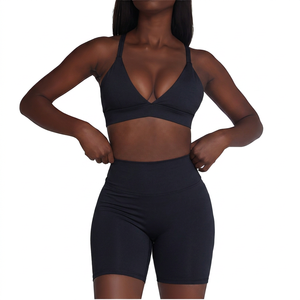 Sujetador Deportivo para Yoga con Tirantes y Escote Profundo en V, Color Blanco, Soporte Medio, para Mujer - Product Image 6