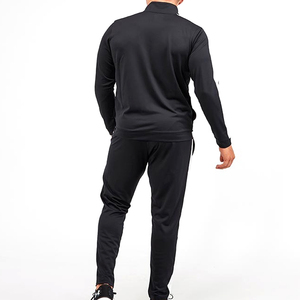 Conjunto Deportivo Premium Personalizado para Hombre, Sudadera Transpirable y Pantalones Deportivos, Ropa Deportiva de Invierno con Paneles Blancos en las Mangas - Product Image 4