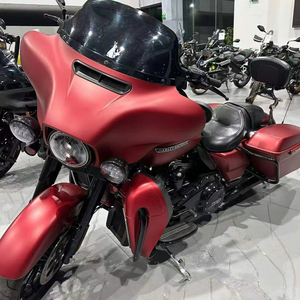 มอเตอร์ไซค์ทัวร์ริ่งแบบสามล้อสมรรถนะสูง 1800 ซีซี รุ่น CVO 117 Tri Glide Ultra Classic พร้อมขับเคลื่อน ผลิตในสหรัฐอเมริกา ส่งออกทั่วโลก - Product Image 1