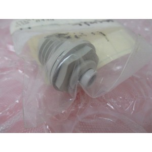 2 AMAT 3300-05420 FTG Union BLKHD 1/4", Blockhead - อุปกรณ์และชิ้นส่วนเซมิคอนดักเตอร์ระดับโลกที่เชื่อถือได้ - Product Image 4