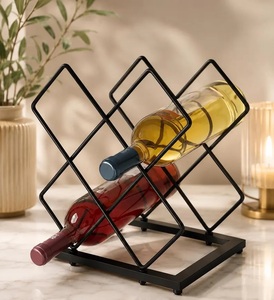 Porte-bouteilles en métal noir à cadre croisé emblématique, support double pour bouteilles avec conception de berceau sécurisé pour bar, salle à manger et décoration - Product Image 4