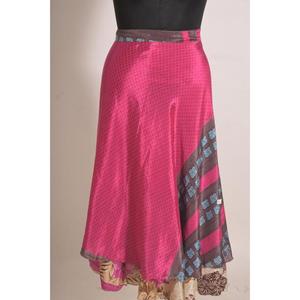 Jupe longue en soie imprimée florale faite à la main pour femmes, design vintage à enrouler - Product Image 1