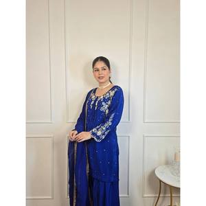Ensemble pour femmes Beautiful Party Wear Top-Bottom et Dupatta - Product Image 6