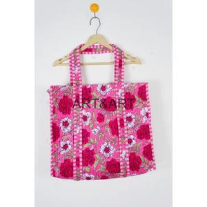 Sac fourre-tout matelassé en coton imprimé à la main, réversible, vintage, grand format, motif floral rouge pêche, écologique, durable et robuste pour les courses - Product Image 6
