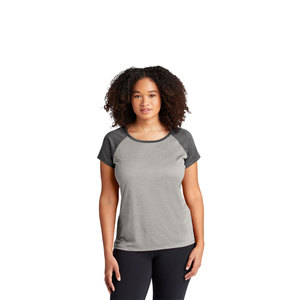 Camiseta Blanca Lisa de Manga Corta, Cuello Redondo, Algodón Clásico, Ropa Básica, Colores y Tallas Personalizables, Impresión OEM, Suministro de Fábrica - Product Image 2