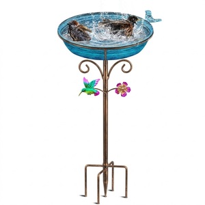 Meilleure Vente : Bain d'oiseaux sur pied pour jardin extérieur, en fer noir antique, bol d'eau vintage en métal avec élégantes décorations sculptées - Product Image 1