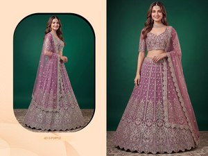 Lehenga Choli en soie brodée rouge avec dupatta, tenue de mariage traditionnelle indienne/pakistanaise pour femmes avec protection solaire - Product Image 3