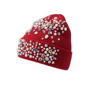 Bonnet en tricot doux élégant 2026 avec détails en cristal et pierres étincelantes - Product Image 2